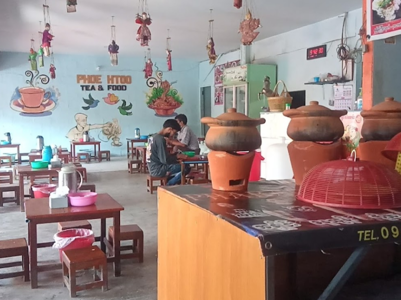 Phoe Htoo Myanmar Teashop - Myanmar Restaurant and Tea House in Maesot