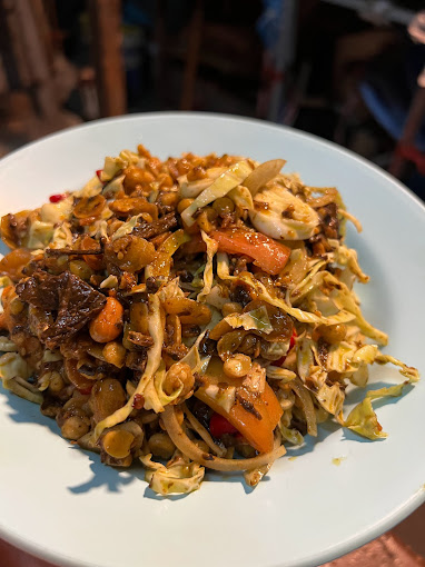 Traditional Shan Style Burmese Food in Chiang Mai